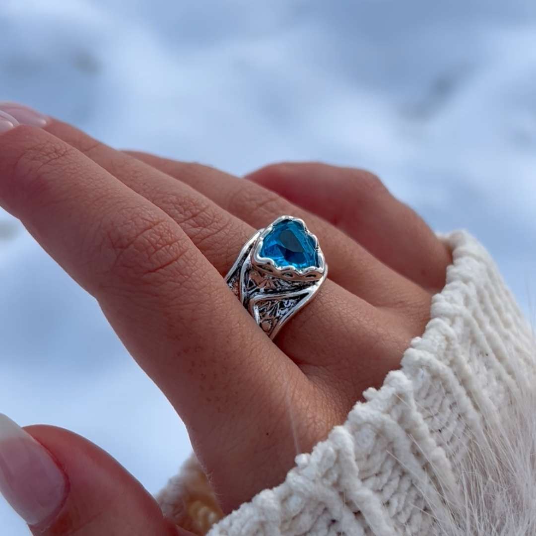 Nivalis | Winter Reflection