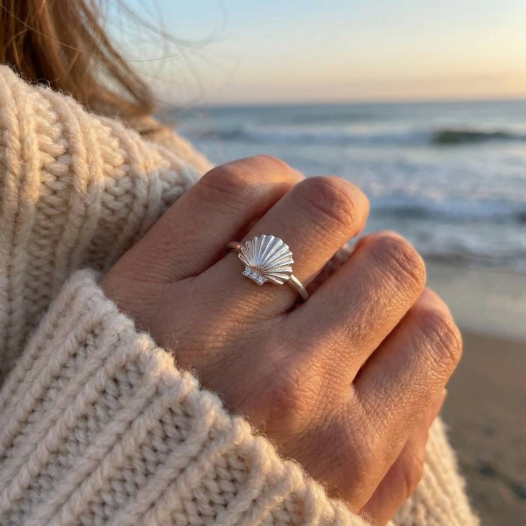 Aurelía | Keeper of the Seashell